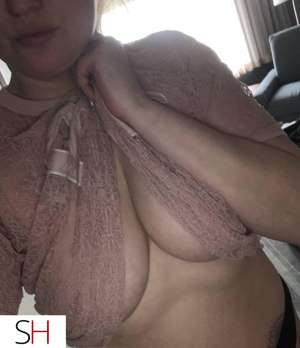 Carly 25Yrs Old Escort Vaughan Image - 7