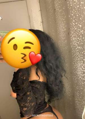 21 year old Latino Escort in Markham sexy busty latina, throat goat , very playful