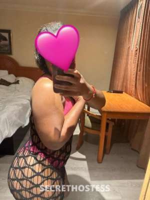 27 year old Escort in Monterey CA morenita caliente