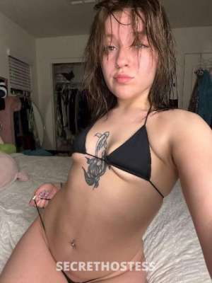 22 year old Escort in Las Vegas NV Brunette &amp; Pretty &amp; Petite . ! Lets have 