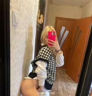 23 year old Caucasian Escort in Oakville Petite Blonde Available for incall Oakville