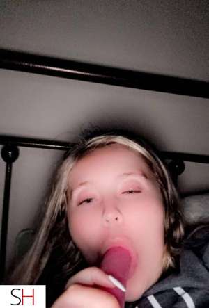 25 year old Caucasian Escort in Hamilton your d**k and **** you so good curvy Erotic Juicy