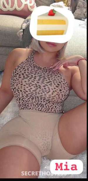 Greenwich,,, nice latin girls, open 7 day,, best service  in Bridgeport CT