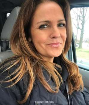 25 year old Escort in Mendocino CA Juicy ? creamy ? wet? hot , Clean &amp; soft Pussy. I’