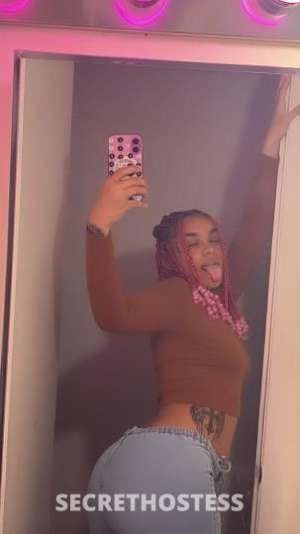 22 year old Escort in Washington DC Youre favorite redbone is back better than ever