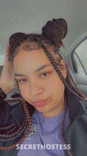 26 year old Escort in Memphis TN ??something so soft and sexy