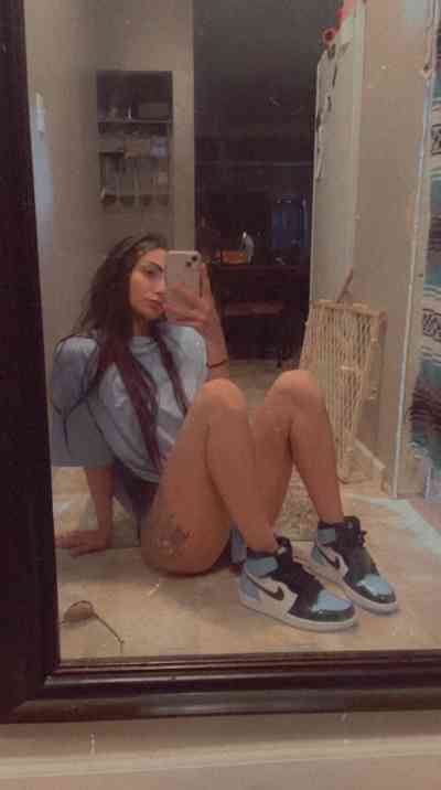 26Yrs Old Escort 105KG 5CM Tall Vero Beach FL Image - 1