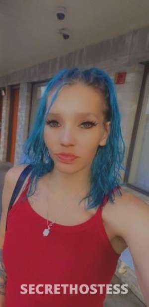 26 year old Escort in San Antonio TX petite with a pretty pink pussy