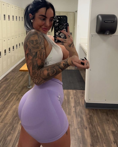 I am available for hookup contact me xxxx-xxx-xxx in Abu Dhabi