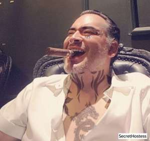 45Yrs Old Escort 183CM Tall Manila Image - 2