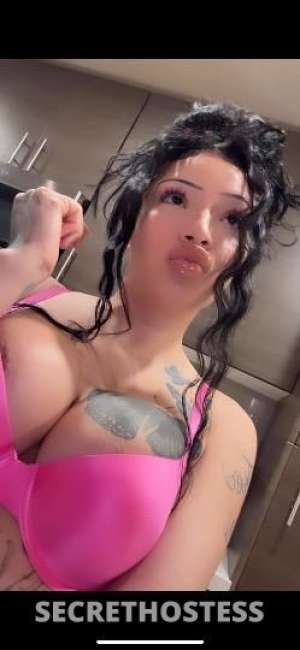 25 year old Latino Escort in Seattle WA hot and sexy latina