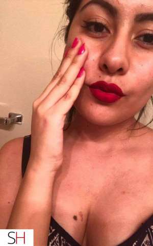 23 year old Indian Escort in Mississauga Hot and young Indian university girl available now