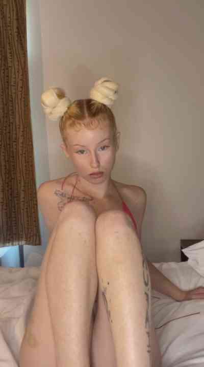 22 year old Caucasian (white) Escort in Panama City Beach FL ?come see me