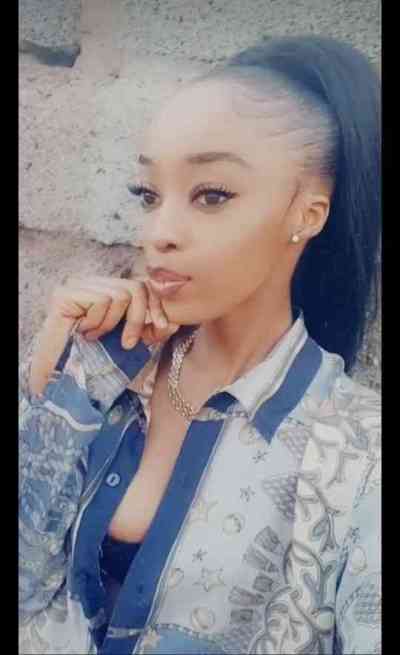 31 year old South African Escort in independent escort girl in: Johannesburg Looking for a horny lonely white guy