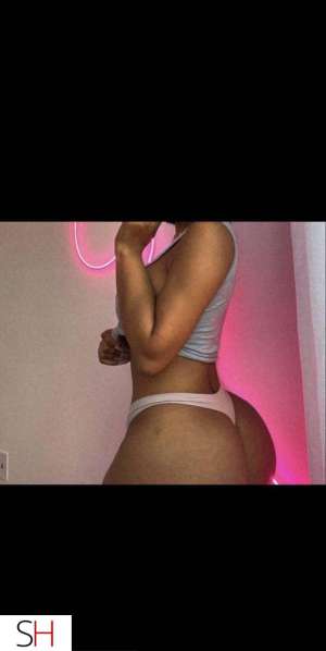 21 year old Middle Eastern Escort in Calgary ♡Outcalls&amp; online ❆ Party Favour Freak