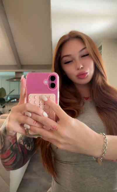 27 year old Escort in Albany CA I’m available for outcall and incall I’ll do all kind of