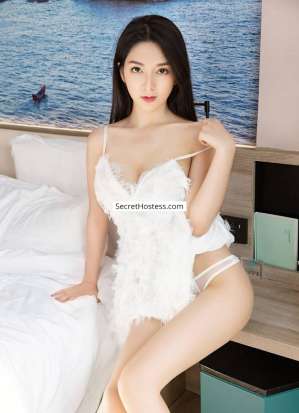 33 year old Asian Escort in London Bella