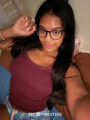 23 year old Hispanic Escort in Iowa City IA I’m Lexi I’m..Down for Hookup .. zangixxxx-xxx-xxx) . 