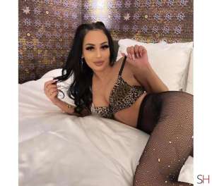 25 year old Escort in Wolverhampton Alexandra ❤️Party Brunette Slim New Here !, Independent