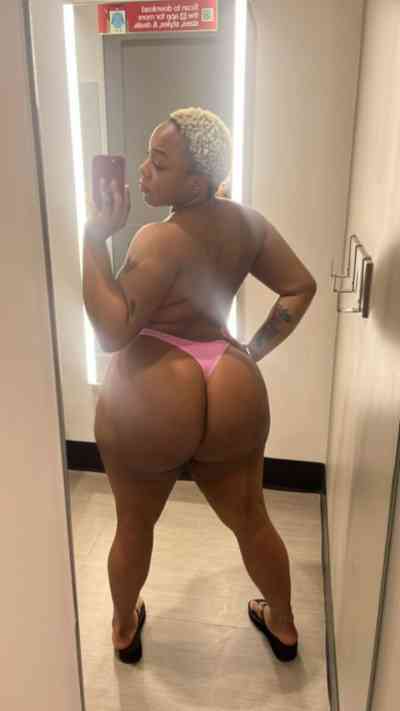 Horny💦Jamaican Escort🍑Is Down To Render🍆An Explicit in Watford