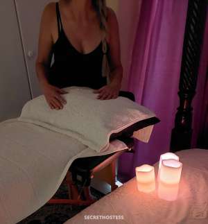 Alana, masseuse in Durban