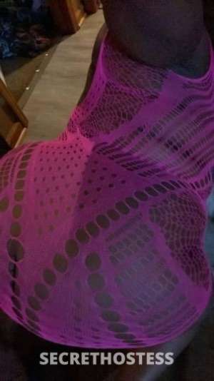 23 year old Escort in Albany NY FAT WET &amp; JUICY