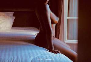 Gabby, escort in Entebbe