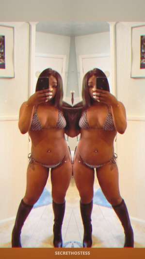 Escort 160CM Tall Cincinnati OH Image - 2