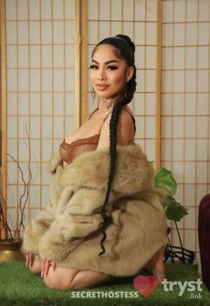 LoveLiv - Petite Bombshell in Calabasas CA