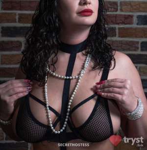 Luxurious Lindsey - Enjoy the luxuries of Lindsey in Harrisburg PA