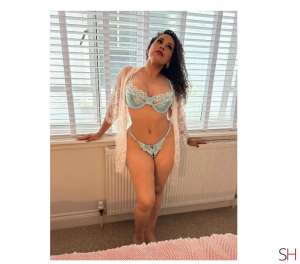 38 year old Brazilian Escort in Reading July Amazonian .. Your Milf New Reading, Independent