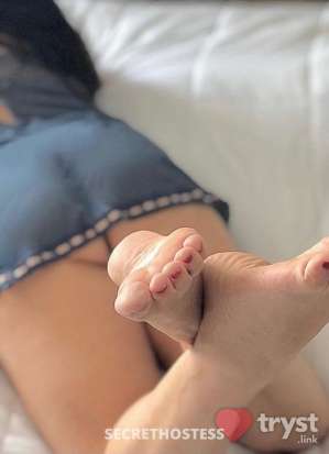 Betty - Your Secret Girlfriend in Appleton WI