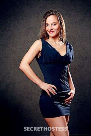 30 year old Eastern European Escort in Berlin Zola 30Yrs Old Eastern European Escort Brunette Blue Eyes 75