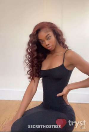 20Yrs Old Escort 161CM Tall Milwaukee WI Image - 2