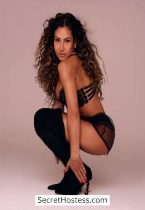 25 year old Brazilian Escort in London Vitka, Bunnys Of London Agency