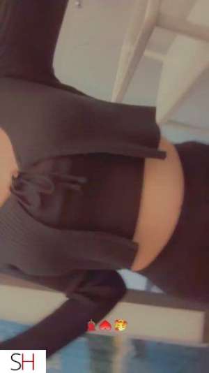 26 year old Escort in Winnipeg Emma @ Eden!!! Accepting pre bookings for Sat May 17th!! 12-