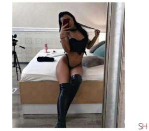 23 year old Escort in Gateshead Tyne and Wear Hi mi name is Sara incall+outcall.❤️., Independent