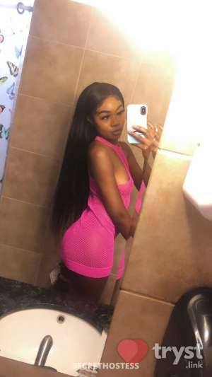 20 year old Escort in Pomona CA Ky Alexandria