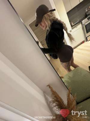 20 year old Escort in Montreal katebanks