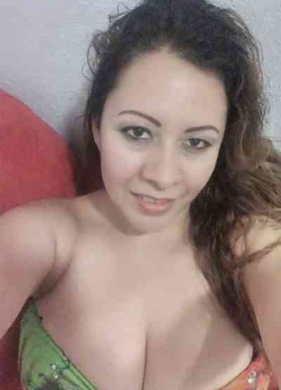 32Yrs Old Escort Chicago Image - 3