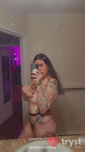 Melanie richards - Small Town Cutie in Woodstock