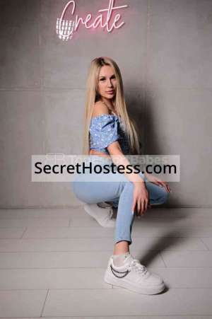 23 year old Czech Escort in Phuket Elle 23Yrs Old Czech Escort Brunette Hazel Eyes Eyes 56KG 