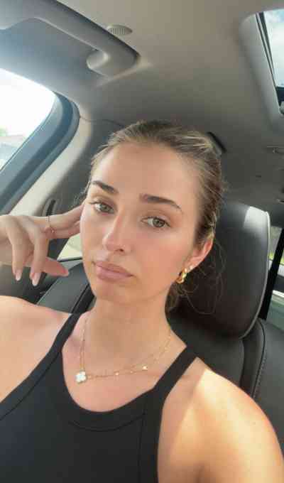 28 year old Escort in Dallas TX Incall,Outcall, Massage, Squirting, QVs, GFs, riding , BDSM