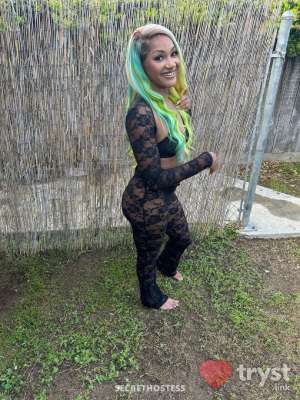 Hannah - Supersoaker Petite Freak in Visalia CA