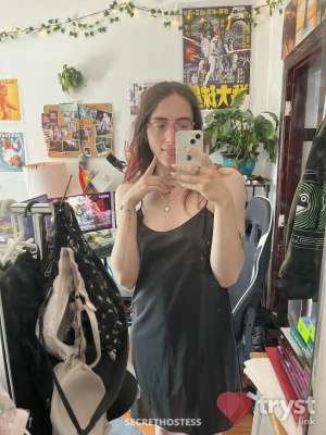 Lily River - Cute nerdy trans girl in New York City NY