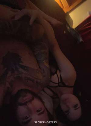 Scarlett rose & bo dix 31Yrs Old Escort Yellowknife Image - 5