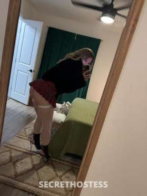 Cumm See Me While Im Available in Topeka KS