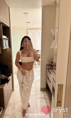 Trisha Nguyen - Asian Vixen in Austin TX