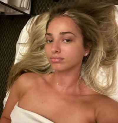 28 year old Escort in Dallas TX Incall,Outcall, Massage, Squirting, QVs, GFs, riding , BDSM