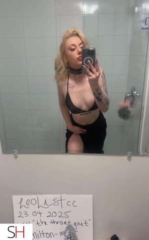 25 year old Caucasian Escort in Kitchener Gfe w a side of filth/duo/kink/fet